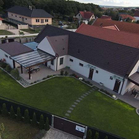 Ferienwohnung Bagoly Fertőrákos Exterior foto